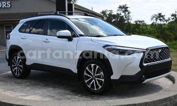 Buy Used Toyota Corolla Cross White Car in Dodoma in Dodoma Buy Used Toyota Corolla Cross White Car in Dodoma in Dodoma