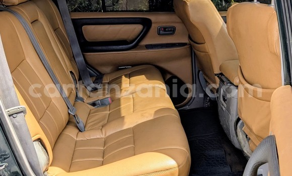 Buy Used Toyota Land Cruiser Green Car in Dar es Salaam in Dar es Salaam Buy Used Toyota Land Cruiser Green Car in Dar es Salaam in Dar es Salaam