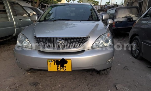 Buy Used Toyota Harrier Silver Car in Dar es Salaam in Dar es Salaam