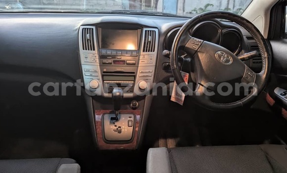 Buy Used Toyota Harrier Silver Car in Dar es Salaam in Dar es Salaam Buy Used Toyota Harrier Silver Car in Dar es Salaam in Dar es Salaam