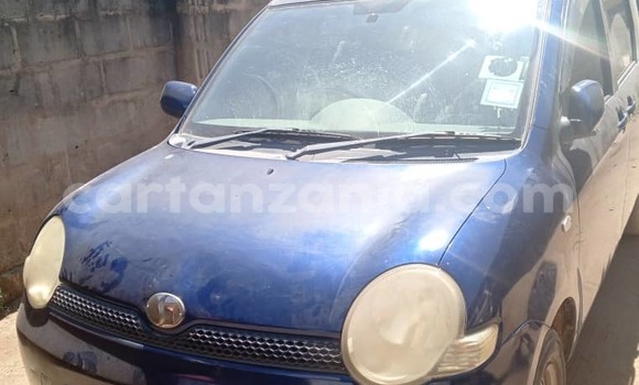 Buy Used Toyota Sienta Blue Car in Dar es Salaam in Dar es Salaam Buy Used Toyota Sienta Blue Car in Dar es Salaam in Dar es Salaam