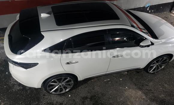 Buy New Toyota Harrier White Car in Dar es Salaam in Dar es Salaam Buy New Toyota Harrier White Car in Dar es Salaam in Dar es Salaam