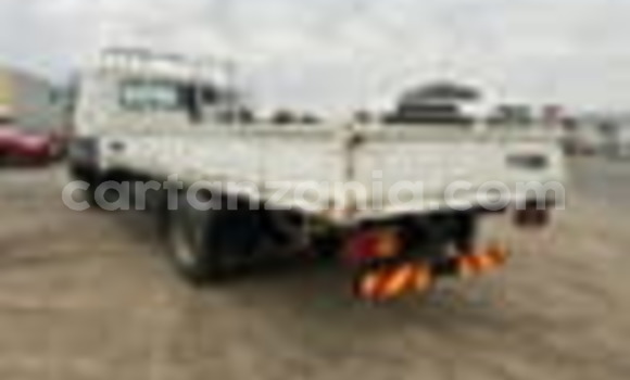 Nunua Ilio tumika Mitsubishi Fuso Fighter Nyeupe Lori ndani ya Dar es Salaam nchini Dar es Salaam Nunua Ilio tumika Mitsubishi Fuso Fighter Nyeupe Lori ndani ya Dar es Salaam nchini Dar es Salaam