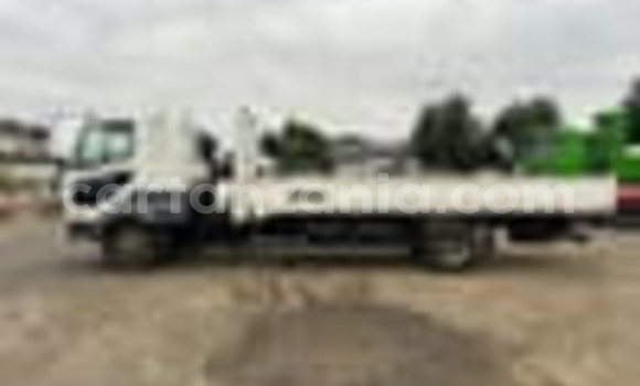 Nunua Ilio tumika Mitsubishi Fuso Fighter Nyeupe Lori ndani ya Dar es Salaam nchini Dar es Salaam Nunua Ilio tumika Mitsubishi Fuso Fighter Nyeupe Lori ndani ya Dar es Salaam nchini Dar es Salaam