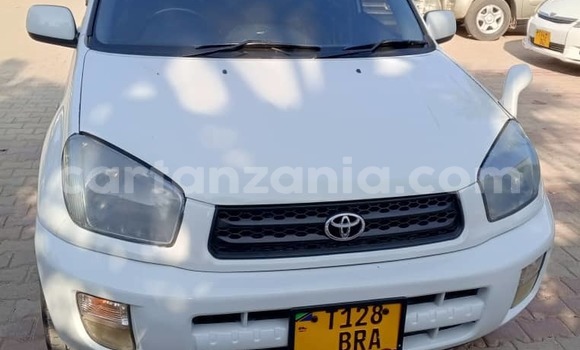 Buy Used Toyota RAV4 White Car in Dar es Salaam in Dar es Salaam