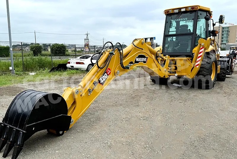 Big with watermark caterpillar 120 dar es salaam dar es salaam 31029