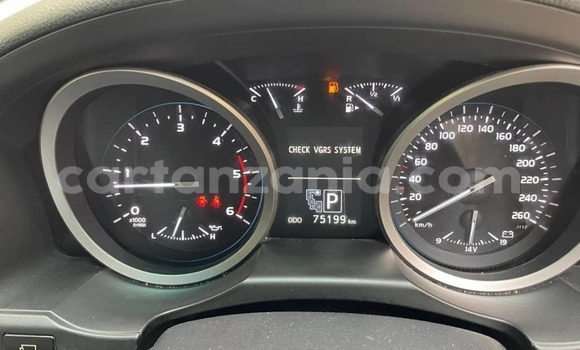 Buy Used Toyota Land Cruiser White Car in Dar es Salaam in Dar es Salaam Buy Used Toyota Land Cruiser White Car in Dar es Salaam in Dar es Salaam