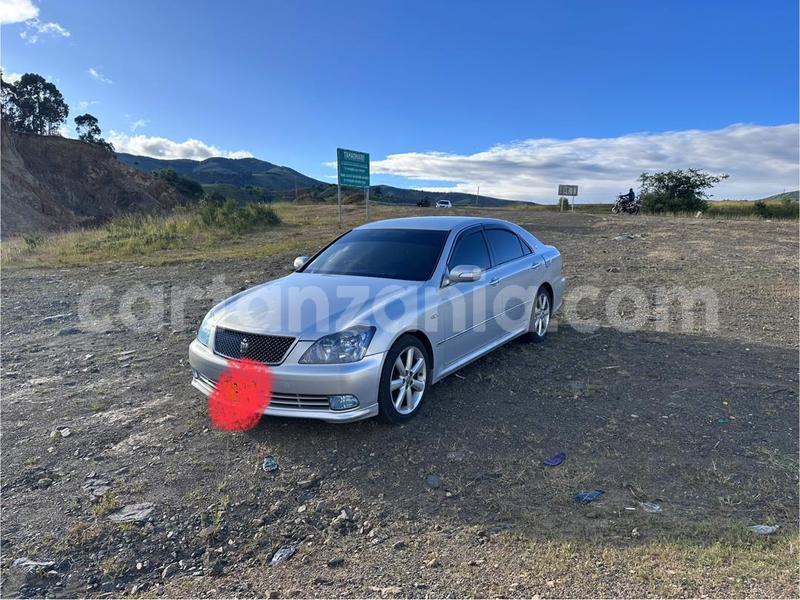 Big with watermark toyota crown mbeya mbeya 31045