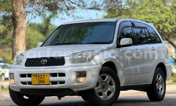 Buy Used Toyota RAV4 White Car in Dar es Salaam in Dar es Salaam Buy Used Toyota RAV4 White Car in Dar es Salaam in Dar es Salaam