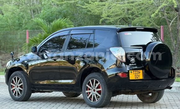 Nunua Ilio tumika Toyota RAV4 Nyeusi Gari ndani ya Dar es Salaam nchini Dar es Salaam Nunua Ilio tumika Toyota RAV4 Nyeusi Gari ndani ya Dar es Salaam nchini Dar es Salaam