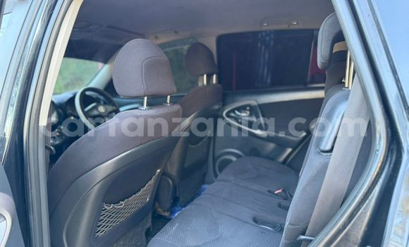 Nunua Ilio tumika Toyota RAV4 Nyeusi Gari ndani ya Dar es Salaam nchini Dar es Salaam Nunua Ilio tumika Toyota RAV4 Nyeusi Gari ndani ya Dar es Salaam nchini Dar es Salaam
