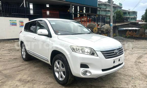 Buy New Toyota Vanguard White Car in Dar es Salaam in Dar es Salaam Buy New Toyota Vanguard White Car in Dar es Salaam in Dar es Salaam