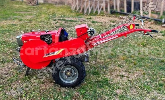 Nunua Mpya Caterpillar 120 Nyekundu Lori ndani ya Dar es Salaam nchini Dar es Salaam Nunua Mpya Caterpillar 120 Nyekundu Lori ndani ya Dar es Salaam nchini Dar es Salaam