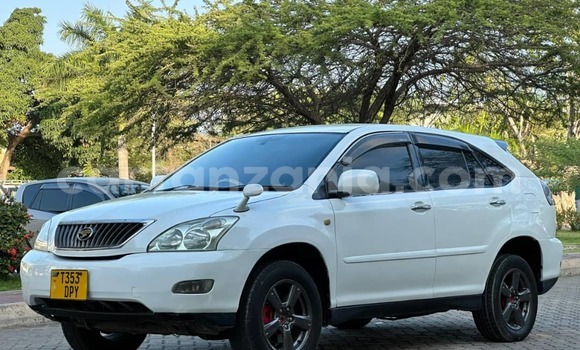 Buy Used Toyota Harrier White Car in Dar es Salaam in Dar es Salaam Buy Used Toyota Harrier White Car in Dar es Salaam in Dar es Salaam