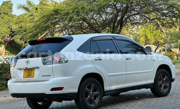Buy Used Toyota Harrier White Car in Dar es Salaam in Dar es Salaam Buy Used Toyota Harrier White Car in Dar es Salaam in Dar es Salaam