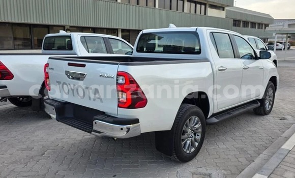 Buy Import Toyota Hilux White Car in Dar es Salaam in Dar es Salaam Buy Import Toyota Hilux White Car in Dar es Salaam in Dar es Salaam