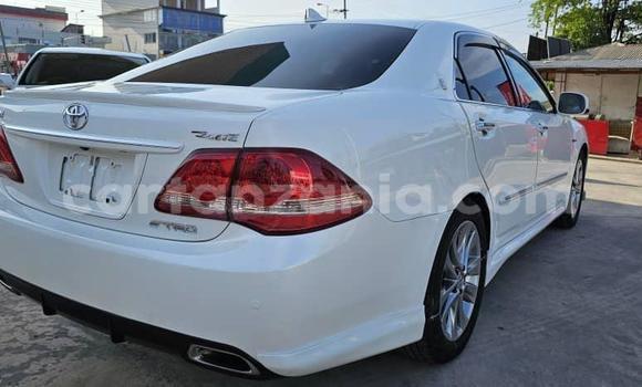 Buy New Toyota Crown White Car in Dar es Salaam in Dar es Salaam Buy New Toyota Crown White Car in Dar es Salaam in Dar es Salaam