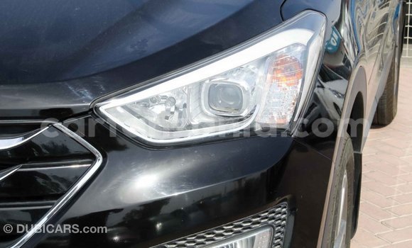 Nunua Imported Hyundai Santa Fe Nyeusi Gari ndani ya Import - Dubai nchini Arusha Nunua Imported Hyundai Santa Fe Nyeusi Gari ndani ya Import - Dubai nchini Arusha