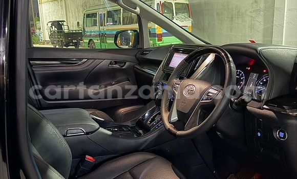 Nunua Imported Toyota Vellfire Nyeusi Gari ndani ya Dar es Salaam nchini Dar es Salaam Nunua Imported Toyota Vellfire Nyeusi Gari ndani ya Dar es Salaam nchini Dar es Salaam