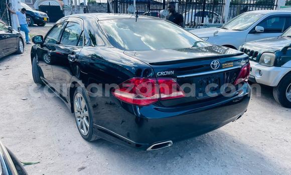 Buy Import Toyota Crown Black Car in Dar es Salaam in Dar es Salaam Buy Import Toyota Crown Black Car in Dar es Salaam in Dar es Salaam