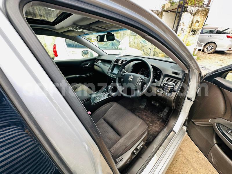 Big with watermark toyota crown dar es salaam dar es salaam 31132