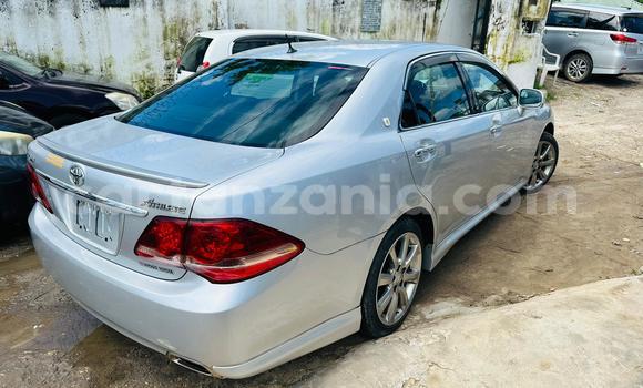 Buy Import Toyota Crown Silver Car in Dar es Salaam in Dar es Salaam Buy Import Toyota Crown Silver Car in Dar es Salaam in Dar es Salaam
