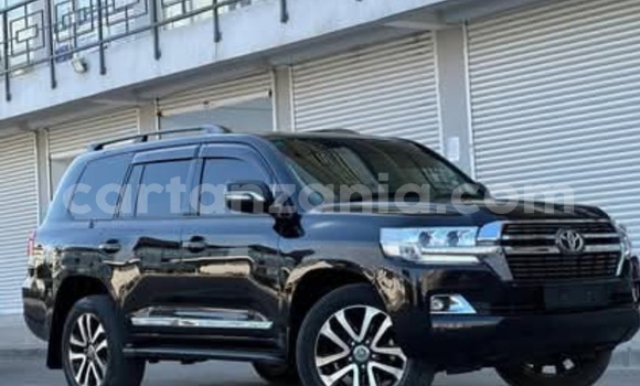 Buy Used Toyota Land Cruiser Black Car in Dar es Salaam in Dar es Salaam Buy Used Toyota Land Cruiser Black Car in Dar es Salaam in Dar es Salaam