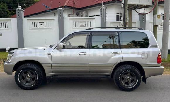 Nunua Ilio tumika Toyota Land Cruiser Fedha Gari ndani ya Dar es Salaam nchini Dar es Salaam Nunua Ilio tumika Toyota Land Cruiser Fedha Gari ndani ya Dar es Salaam nchini Dar es Salaam