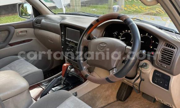 Nunua Ilio tumika Toyota Land Cruiser Fedha Gari ndani ya Dar es Salaam nchini Dar es Salaam Nunua Ilio tumika Toyota Land Cruiser Fedha Gari ndani ya Dar es Salaam nchini Dar es Salaam