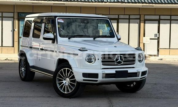 Nunua Imported Mercedes‒Benz GLC Nyeupe Gari ndani ya Dar es Salaam nchini Dar es Salaam Nunua Imported Mercedes‒Benz GLC Nyeupe Gari ndani ya Dar es Salaam nchini Dar es Salaam