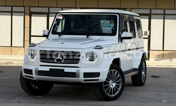 Nunua Imported Mercedes‒Benz GLC Nyeupe Gari ndani ya Dar es Salaam nchini Dar es Salaam Nunua Imported Mercedes‒Benz GLC Nyeupe Gari ndani ya Dar es Salaam nchini Dar es Salaam