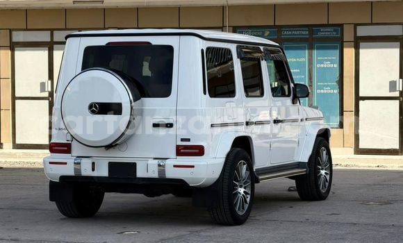 Nunua Imported Mercedes‒Benz GLC Nyeupe Gari ndani ya Dar es Salaam nchini Dar es Salaam Nunua Imported Mercedes‒Benz GLC Nyeupe Gari ndani ya Dar es Salaam nchini Dar es Salaam