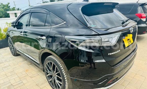 Nunua Ilio tumika Toyota Harrier Nyeusi Gari ndani ya Dar es Salaam nchini Dar es Salaam Nunua Ilio tumika Toyota Harrier Nyeusi Gari ndani ya Dar es Salaam nchini Dar es Salaam