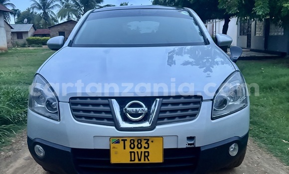 Nunua Ilio tumika Nissan Dualis Fedha Gari ndani ya Mtwara nchini Mtwara Nunua Ilio tumika Nissan Dualis Fedha Gari ndani ya Mtwara nchini Mtwara