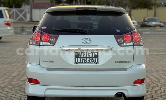Buy Import Toyota Harrier White Car in Dar es Salaam in Dar es Salaam Buy Import Toyota Harrier White Car in Dar es Salaam in Dar es Salaam