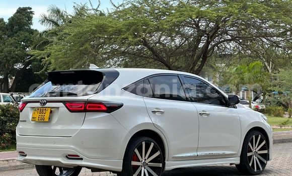 Buy Used Toyota Harrier White Car in Dar es Salaam in Dar es Salaam Buy Used Toyota Harrier White Car in Dar es Salaam in Dar es Salaam
