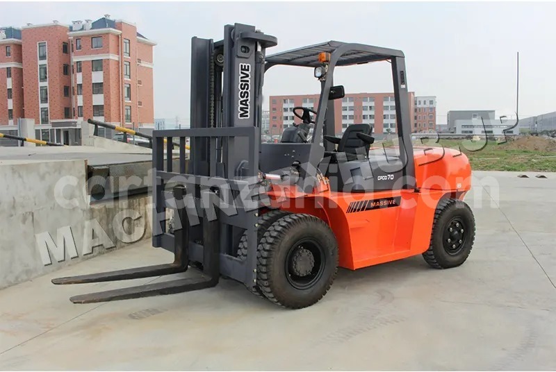 Big with watermark caterpillar 120 dar es salaam dar es salaam 31163