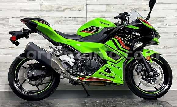 Nunua Ilio tumika Kawasaki KLE 500 Kijani Bike ndani ya Handeni nchini Tanga Nunua Ilio tumika Kawasaki KLE 500 Kijani Bike ndani ya Handeni nchini Tanga