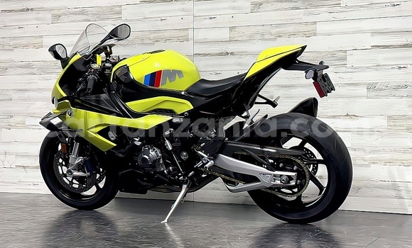 Nunua Ilio tumika BMW S 1000 Nyekundu Bike ndani ya Chemba nchini Dodoma Nunua Ilio tumika BMW S 1000 Nyekundu Bike ndani ya Chemba nchini Dodoma