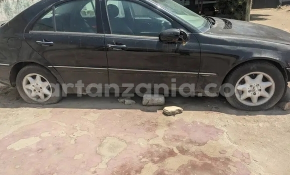 Buy Used Mercedes-Benz C250 coupe Other Car in Bahi in Dodoma Buy Used Mercedes-Benz C250 coupe Other Car in Bahi in Dodoma