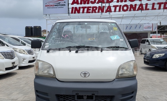 Buy Used Toyota Town Ace White Car in Dar es Salaam in Dar es Salaam