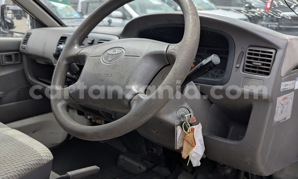 Buy Used Toyota Town Ace White Car in Dar es Salaam in Dar es Salaam Buy Used Toyota Town Ace White Car in Dar es Salaam in Dar es Salaam