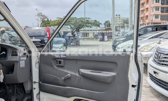 Buy Used Toyota Town Ace White Car in Dar es Salaam in Dar es Salaam Buy Used Toyota Town Ace White Car in Dar es Salaam in Dar es Salaam