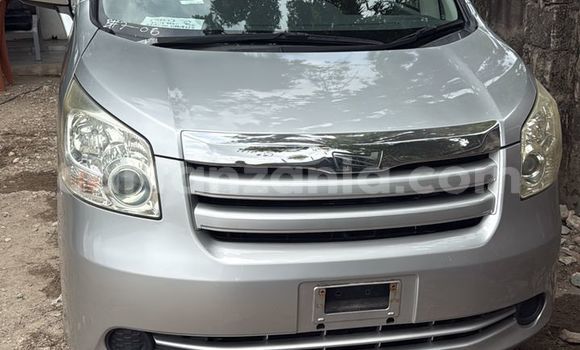 Buy New Toyota Noah Silver Car in Dar es Salaam in Dar es Salaam Buy New Toyota Noah Silver Car in Dar es Salaam in Dar es Salaam