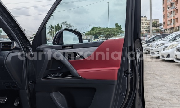 Buy Import Lexus LX Black Car in Dar es Salaam in Dar es Salaam Buy Import Lexus LX Black Car in Dar es Salaam in Dar es Salaam