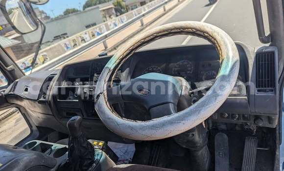 Buy Used Mitsubishi Fuso Fighter Blue Truck in Dar es Salaam in Dar es Salaam Buy Used Mitsubishi Fuso Fighter Blue Truck in Dar es Salaam in Dar es Salaam