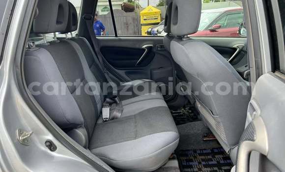 Nunua Ilio tumika Toyota RAV4 Nyingine Gari ndani ya Dar es Salaam nchini Dar es Salaam Nunua Ilio tumika Toyota RAV4 Nyingine Gari ndani ya Dar es Salaam nchini Dar es Salaam