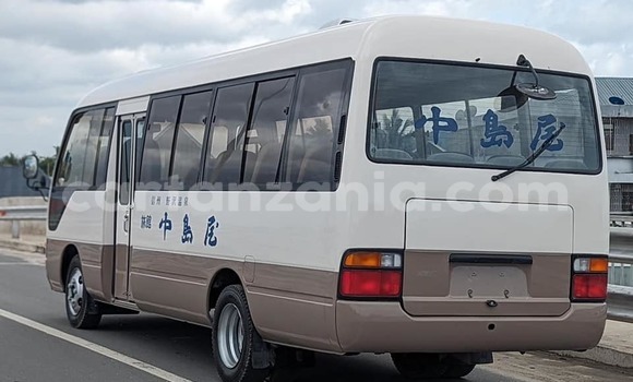 Buy Used Toyota Coaster White Car in Dar es Salaam in Dar es Salaam Buy Used Toyota Coaster White Car in Dar es Salaam in Dar es Salaam