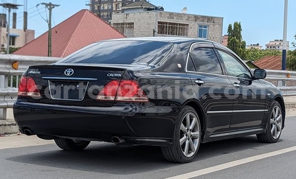 Buy Used Toyota Crown Black Car in Dar es Salaam in Dar es Salaam Buy Used Toyota Crown Black Car in Dar es Salaam in Dar es Salaam