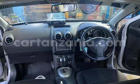 Nunua Ilio tumika Nissan Dualis Nyeupe Gari ndani ya Dar es Salaam nchini Dar es Salaam Nunua Ilio tumika Nissan Dualis Nyeupe Gari ndani ya Dar es Salaam nchini Dar es Salaam